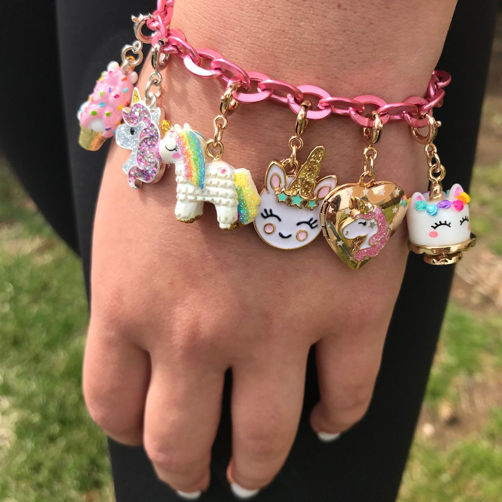 Jewelry - Gold Unicorn Piñata