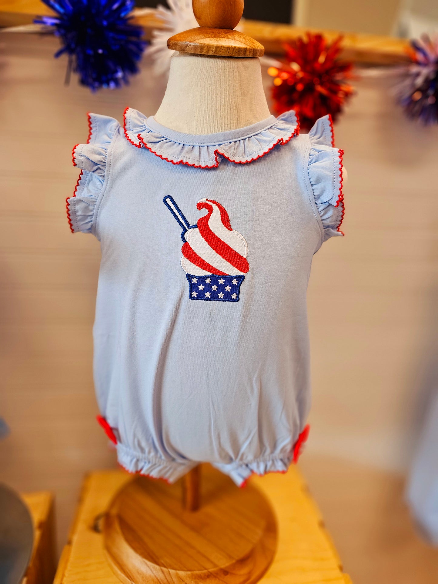 Patriotic Girl's Bubble